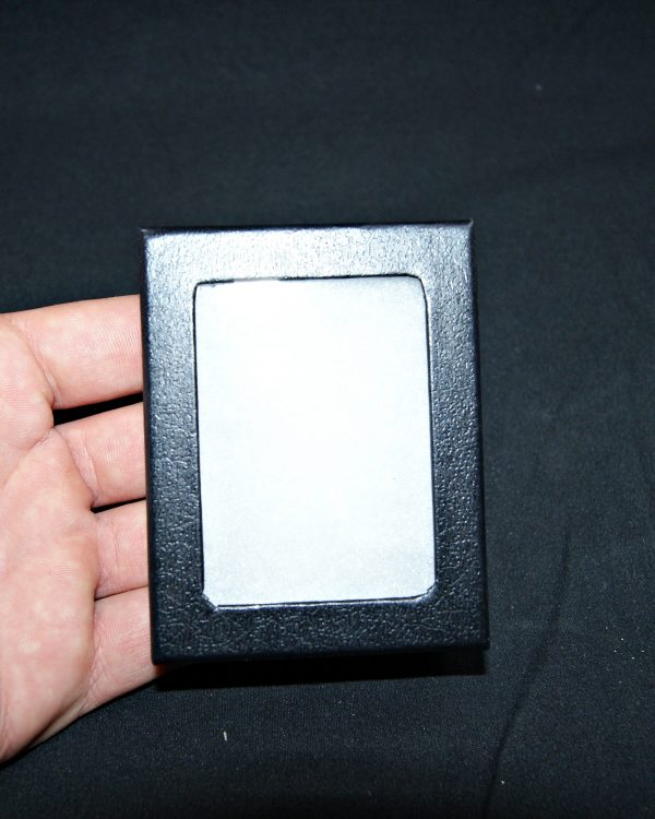 Caja de exposición con tapa de cristal