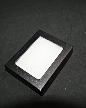 Caja de exposición con tapa de cristal