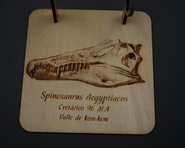 Soporte de madera Spinosaurus