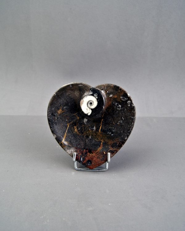 Plato decorativo en forma de corazón