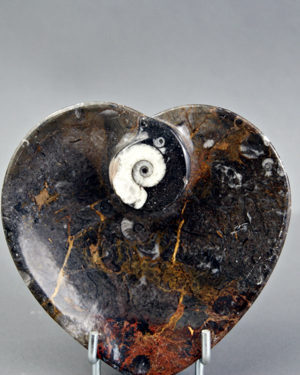 Plato decorativo en forma de corazón